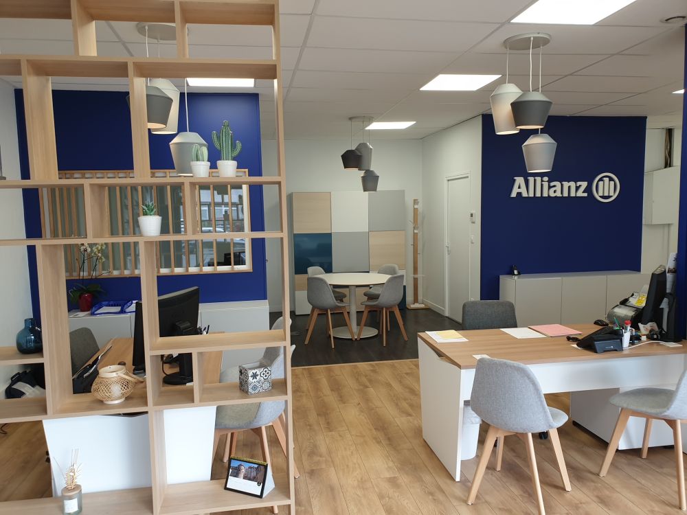 Christophe Perot and Hamza Yilmaz Insurance